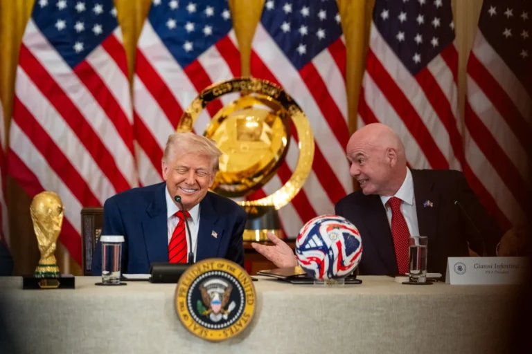 C&rsquo;est la plus grande Coupe du monde de tous les temps : la classe ouvrière n&rsquo;est pas invitée