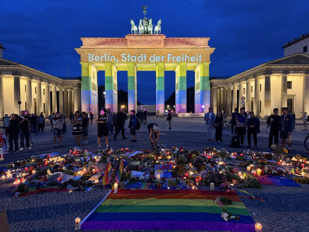 Après l’attaque de la fierté à Berlin : défendez les vies et les droits des homosexuels : nous ne serons pas divisés !