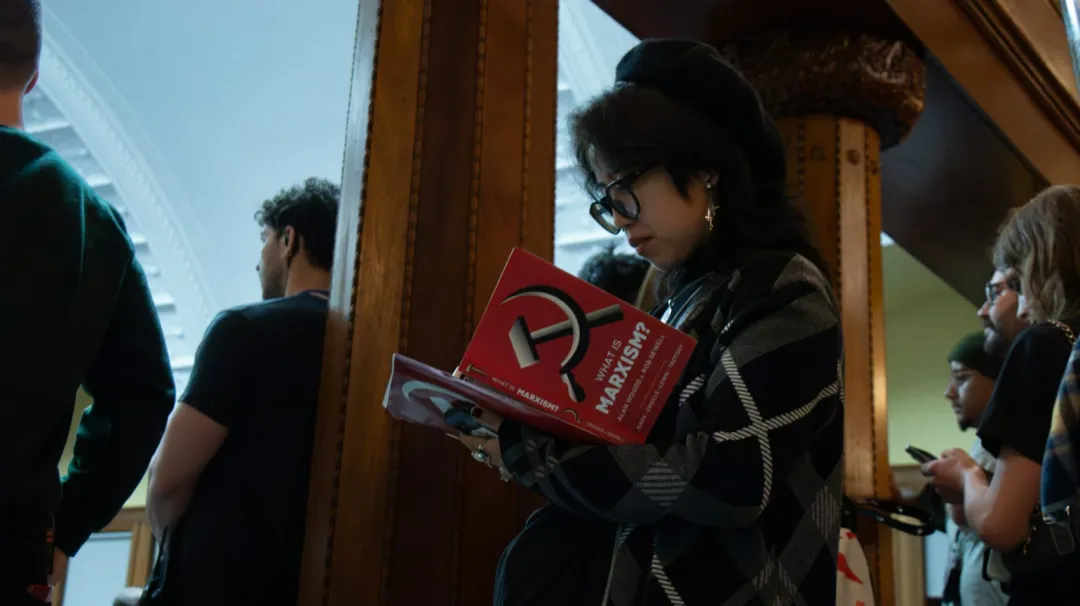 Un jeune camarade.