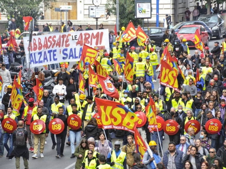 Les dockers du monde entier font grève contre la guerre et le militarisme